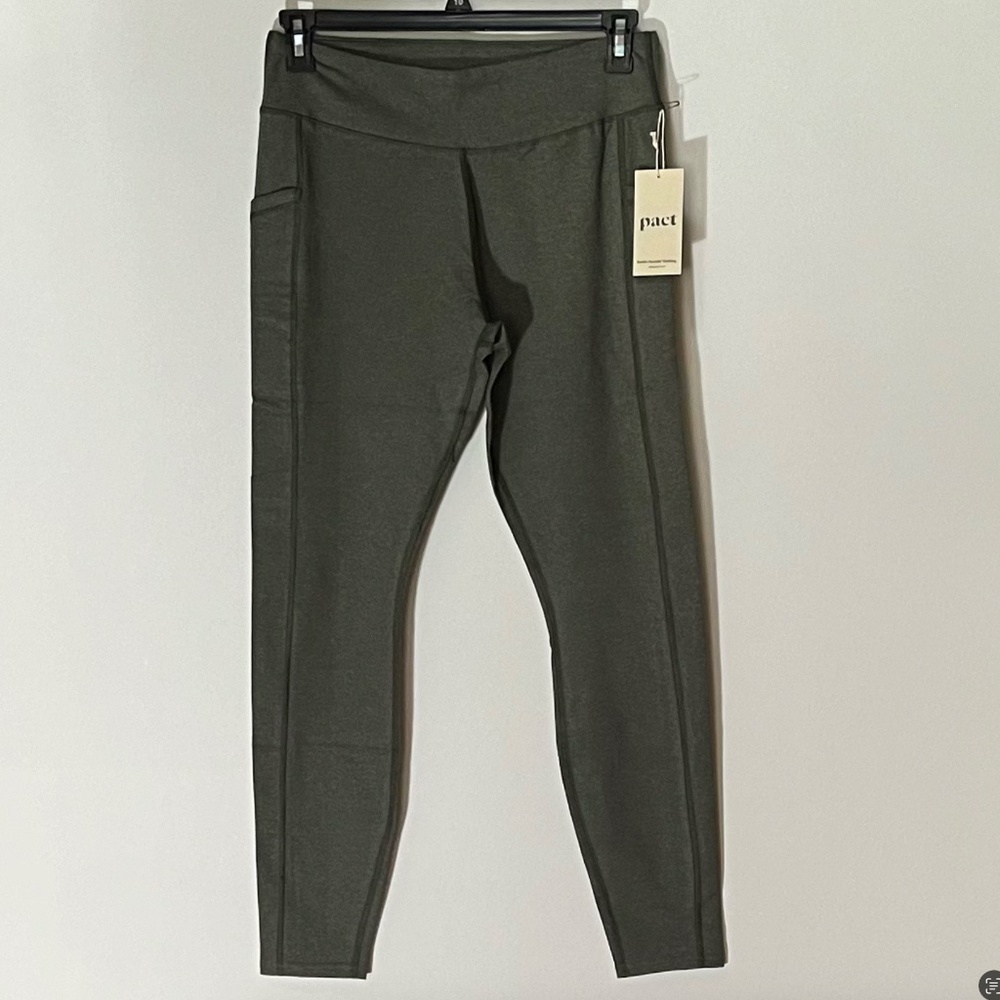Pact Organic Pocket Legging - Picture 8 of 12